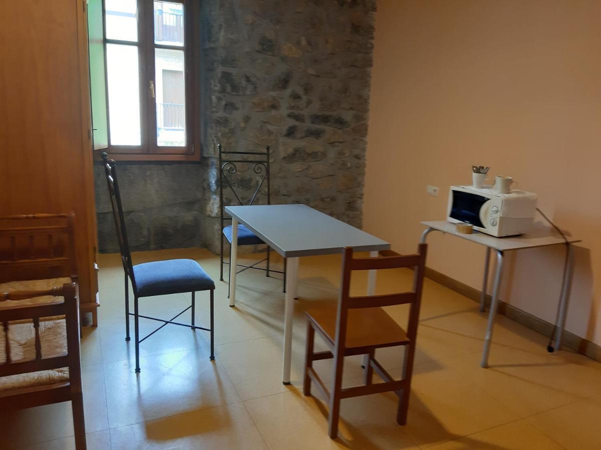 Ubilla Aterpetxea Guest house *